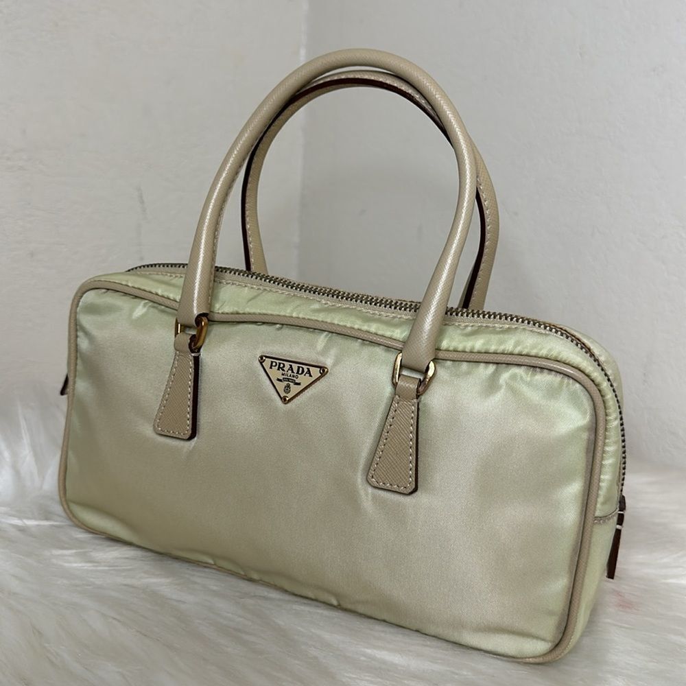 💯Authentic Prada Nylon Handbag🍀 - Picture 12 of 14